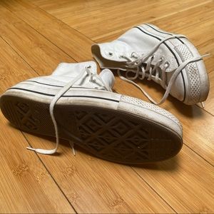 🎾 High Top Converse